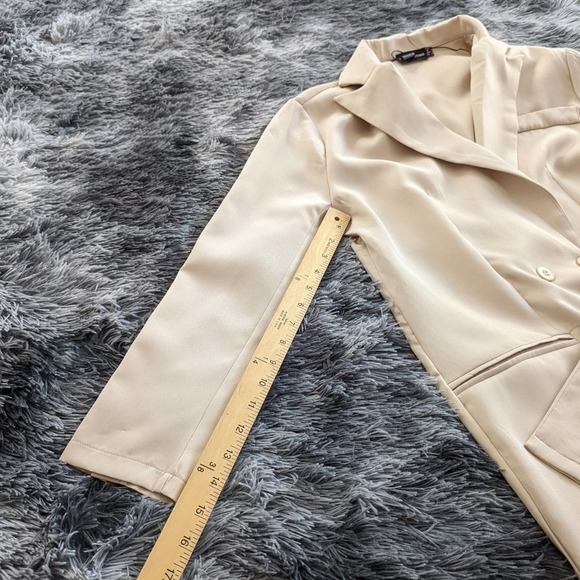 PRETTY LITTLE THING Neutral Cream Fitted Blazer: US Women's 8 - Picture 10 of 10
